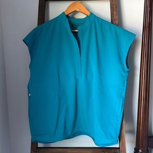 Figs Rafaela Oversized Scrub Top